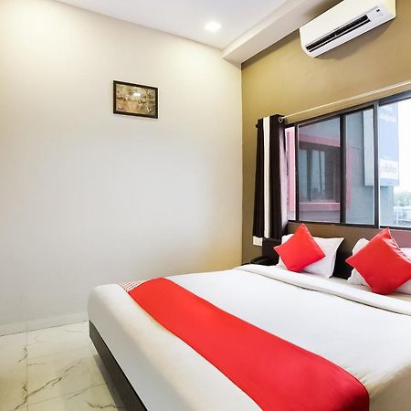 Oyo 39381 Kalajanki Hotell Ujjain Exteriör bild