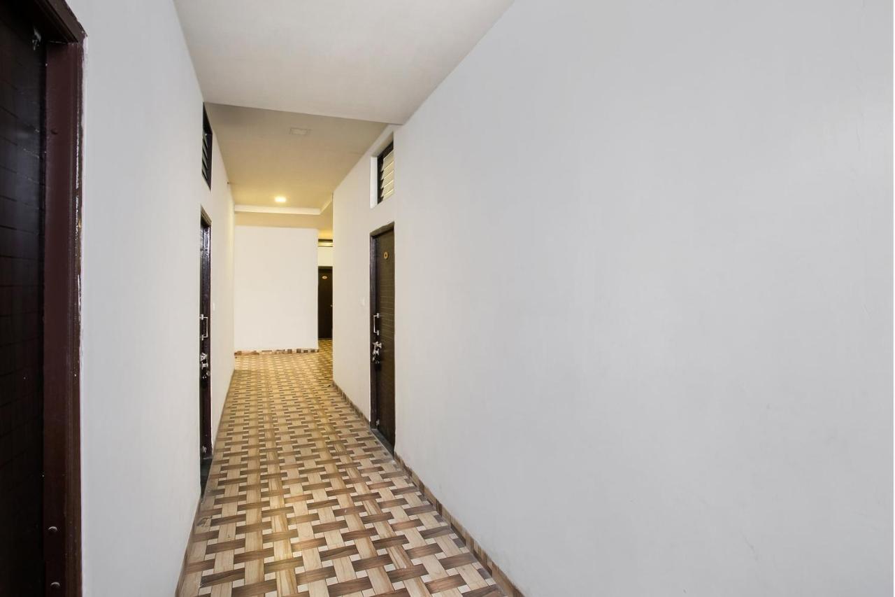 Oyo 39381 Kalajanki Hotell Ujjain Exteriör bild